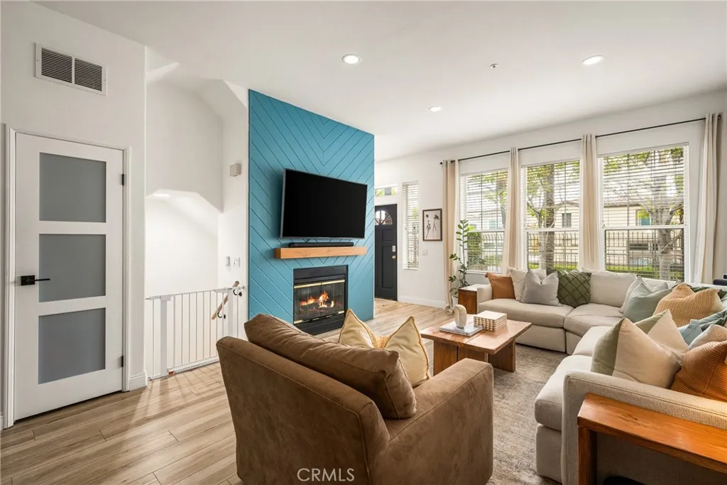 183 Montana Del Lago Drive, Rancho Santa Margarita, California 92688 home-pic-9